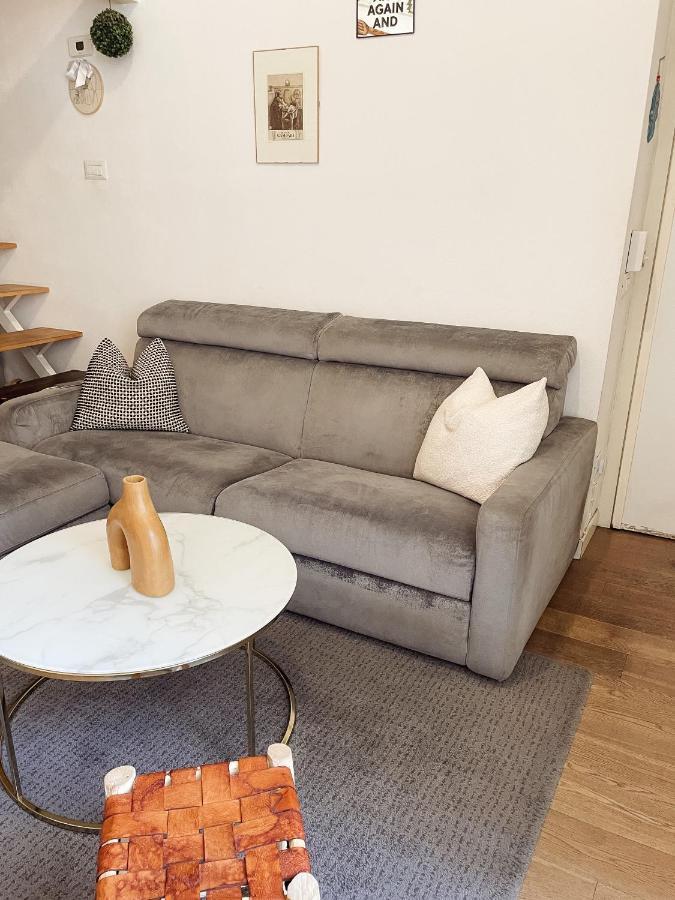 Accogliente Loft A 8 Min Dal Duomo Apartment Milan Bagian luar foto
